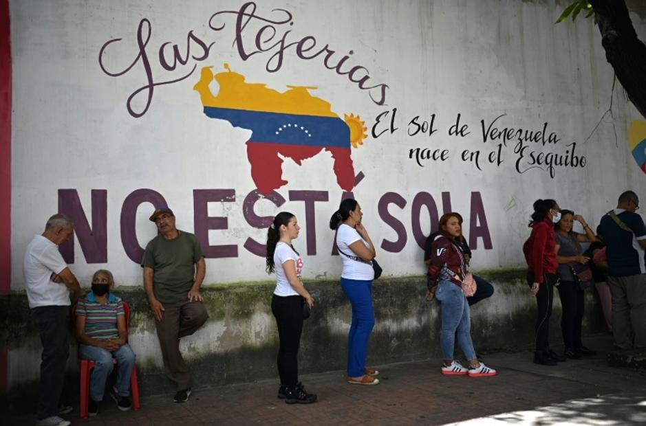 Venezuela realiza con "éxito" simulacro de referendo por zona en disputa con Guyana